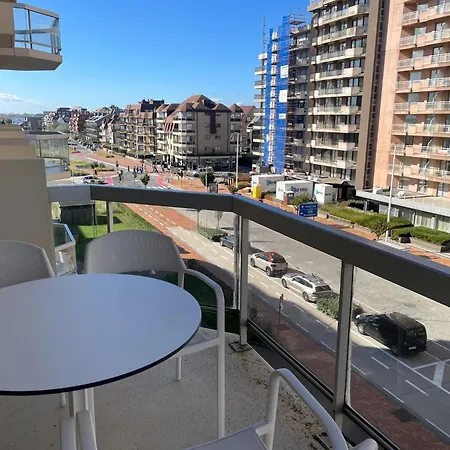 Zonnestraal 403 With A Location Apartment *